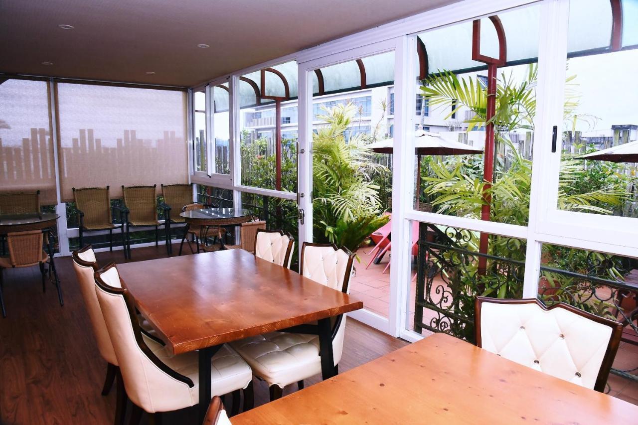 England Business Motel Yilan Экстерьер фото